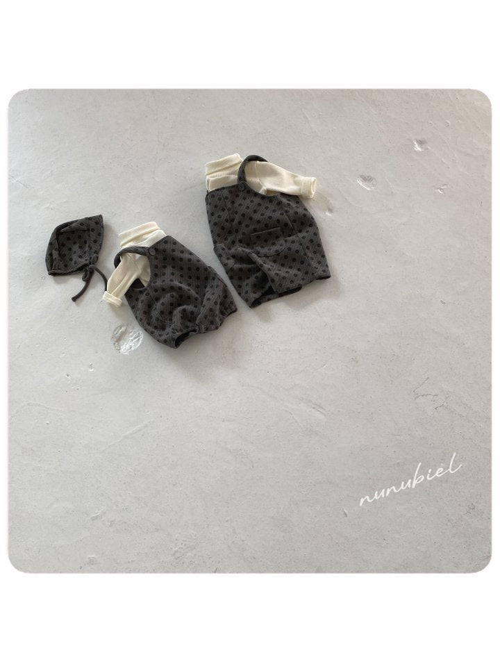 【nunubiel】 Corduroy romper & bonnet