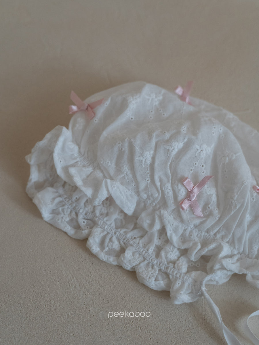 NEW【peekaboo】 Ribbon bonnet　