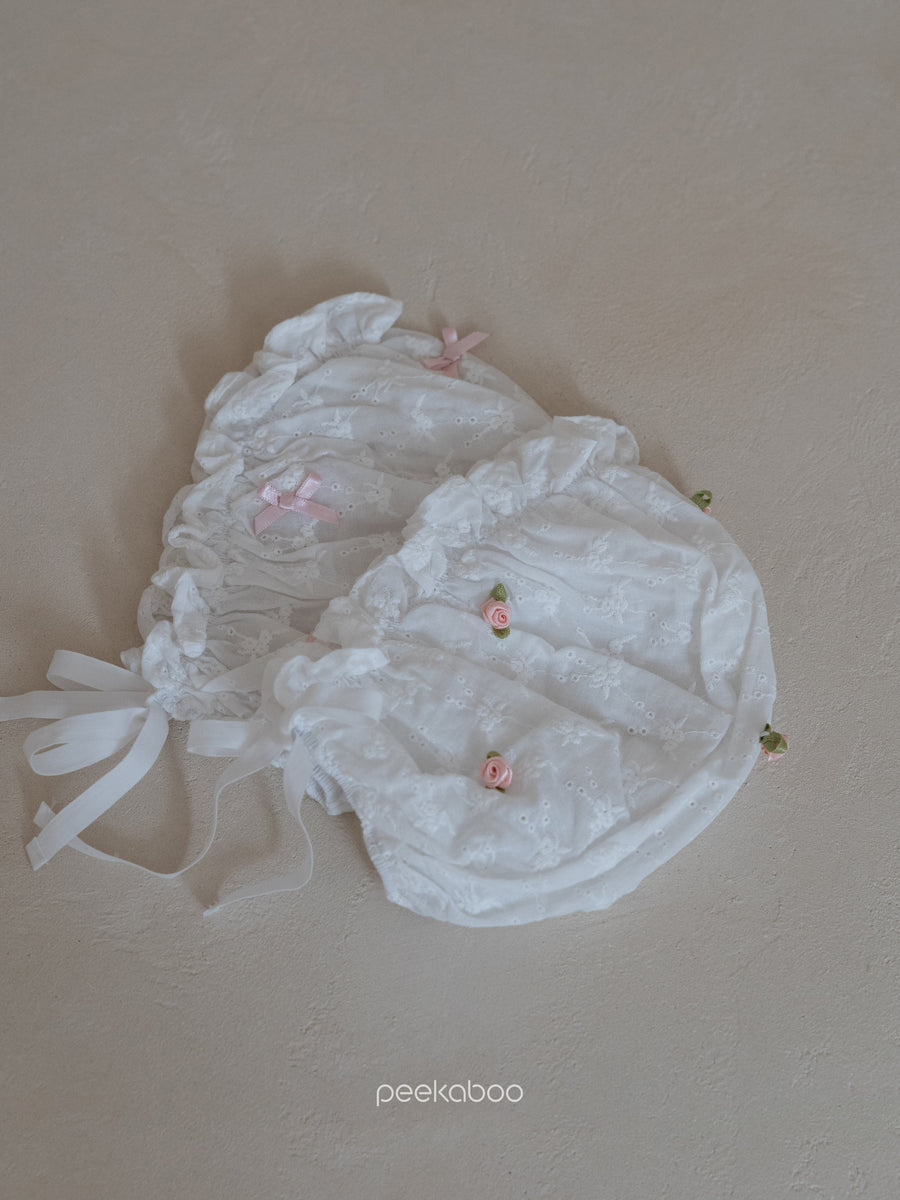 NEW【peekaboo】 Ribbon bonnet　