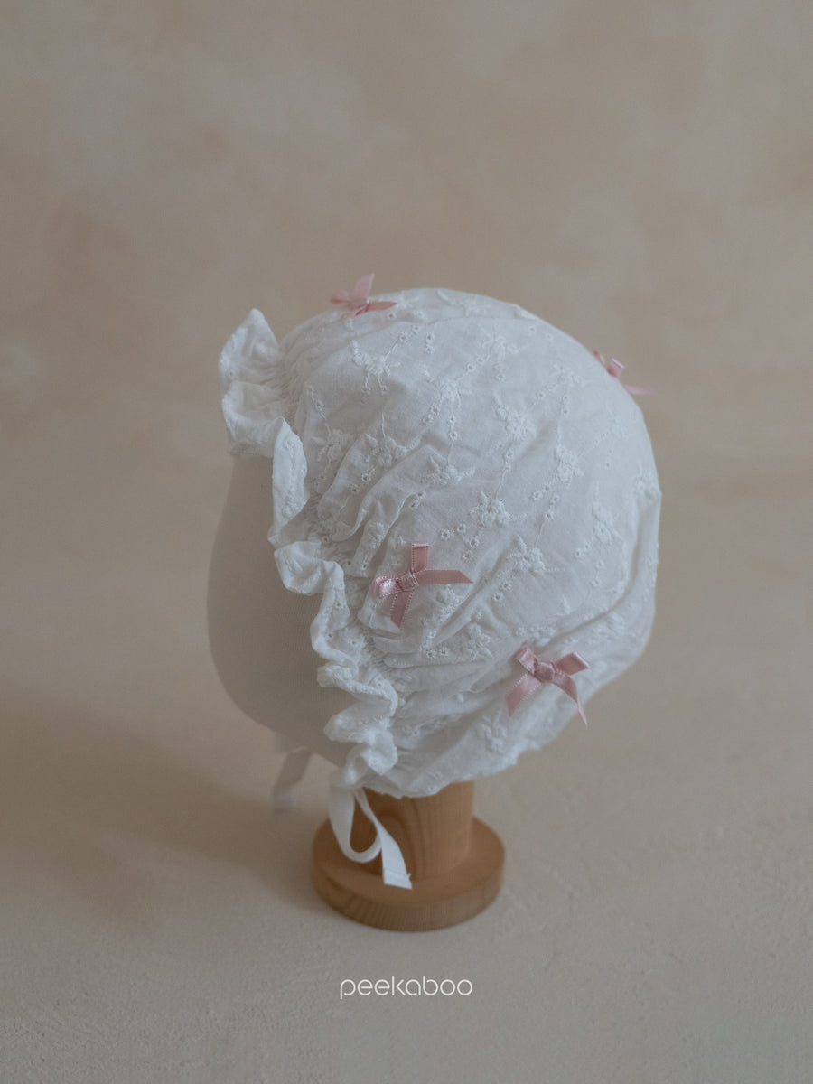 NEW【peekaboo】 Ribbon bonnet　