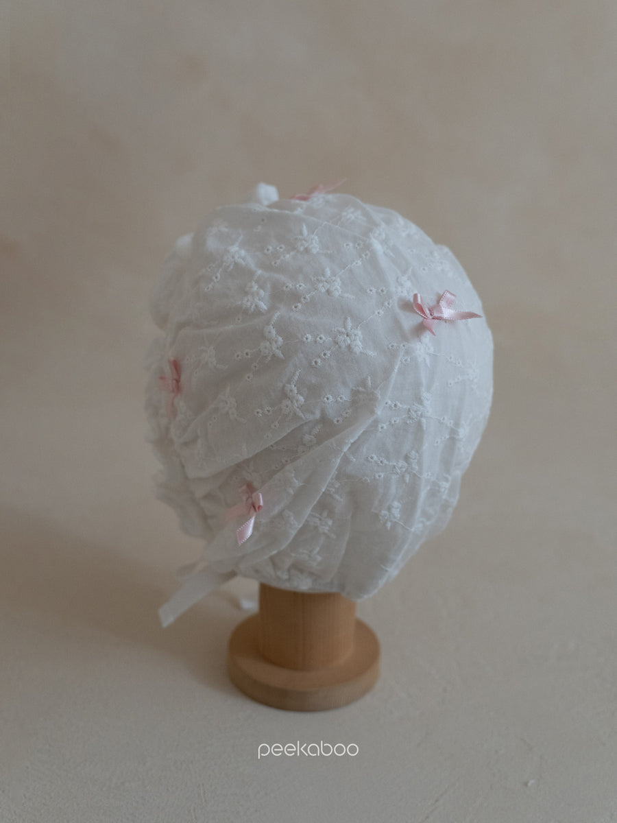 NEW【peekaboo】 Ribbon bonnet　