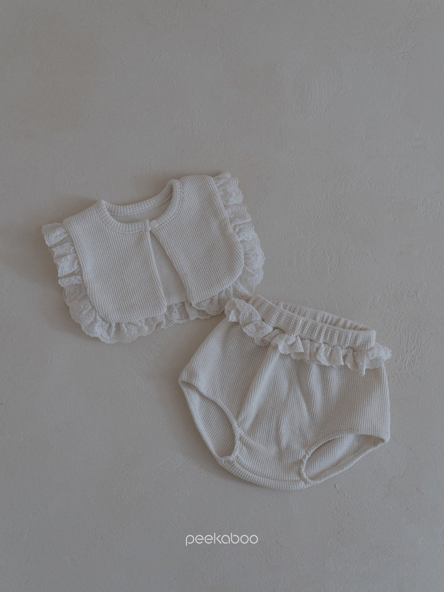 NEW【peekaboo】DEL BABY set (Bib + bloomer)