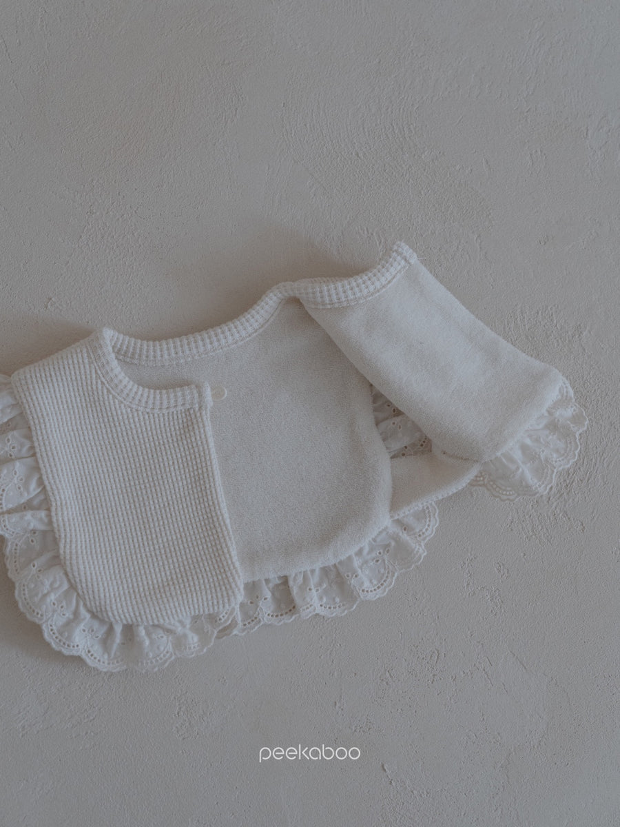 NEW【peekaboo】DEL BABY set (Bib + bloomer)