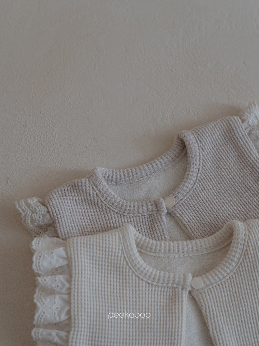 NEW【peekaboo】DEL BABY set (Bib + bloomer)