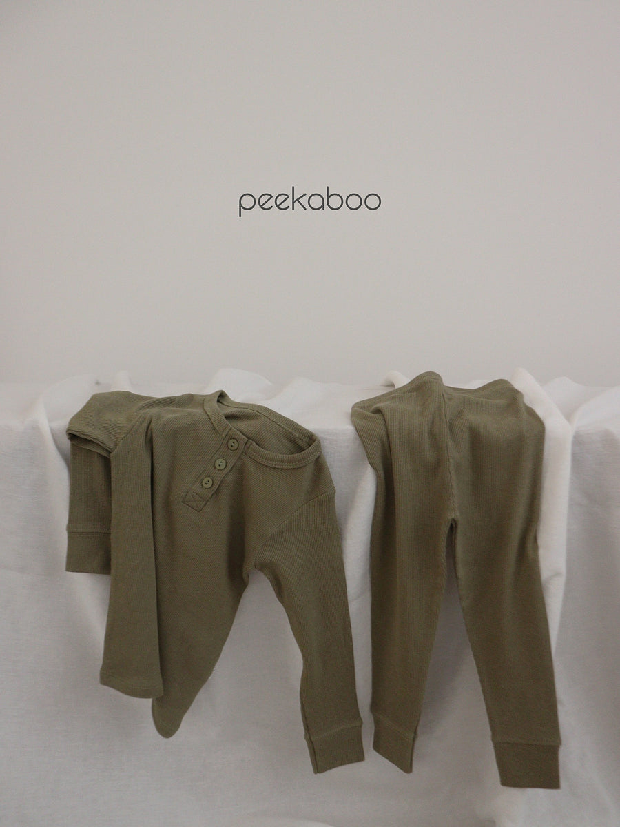 NEW【peekaboo】 Ribbed set