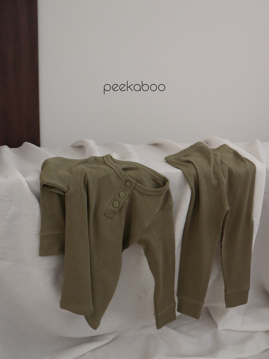 NEW【peekaboo】 Ribbed set