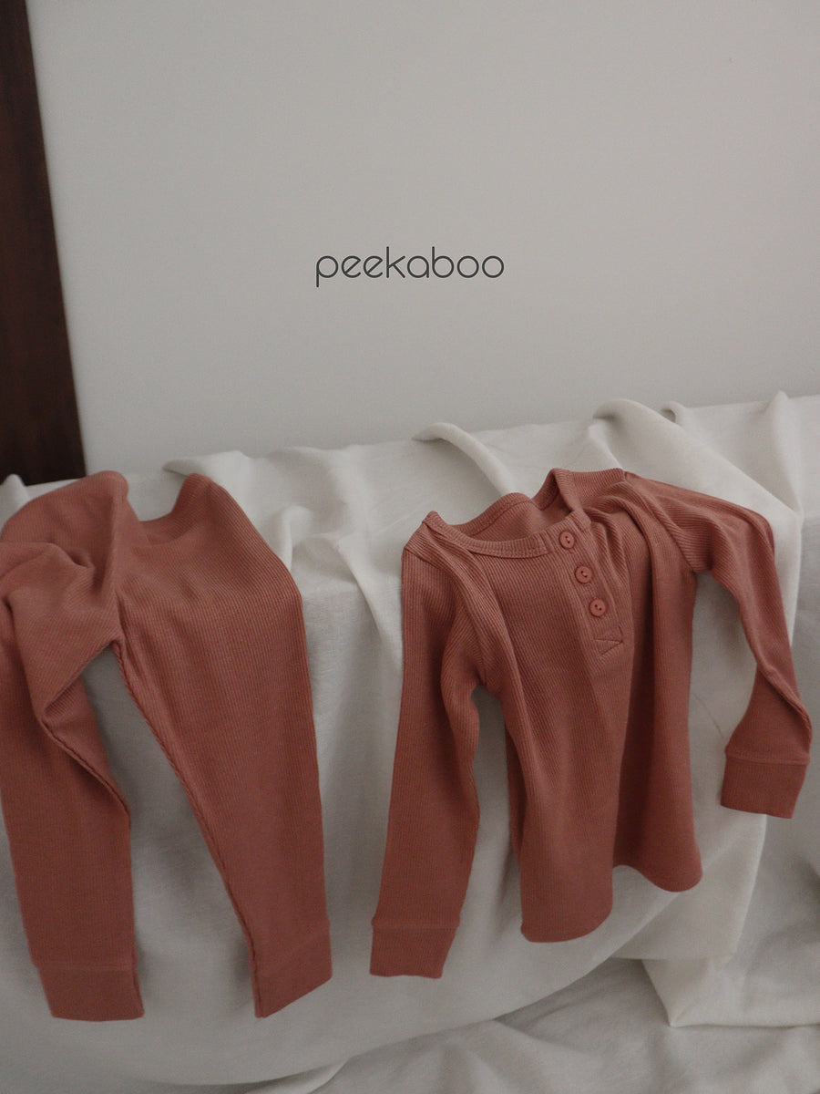 NEW【peekaboo】 Ribbed set