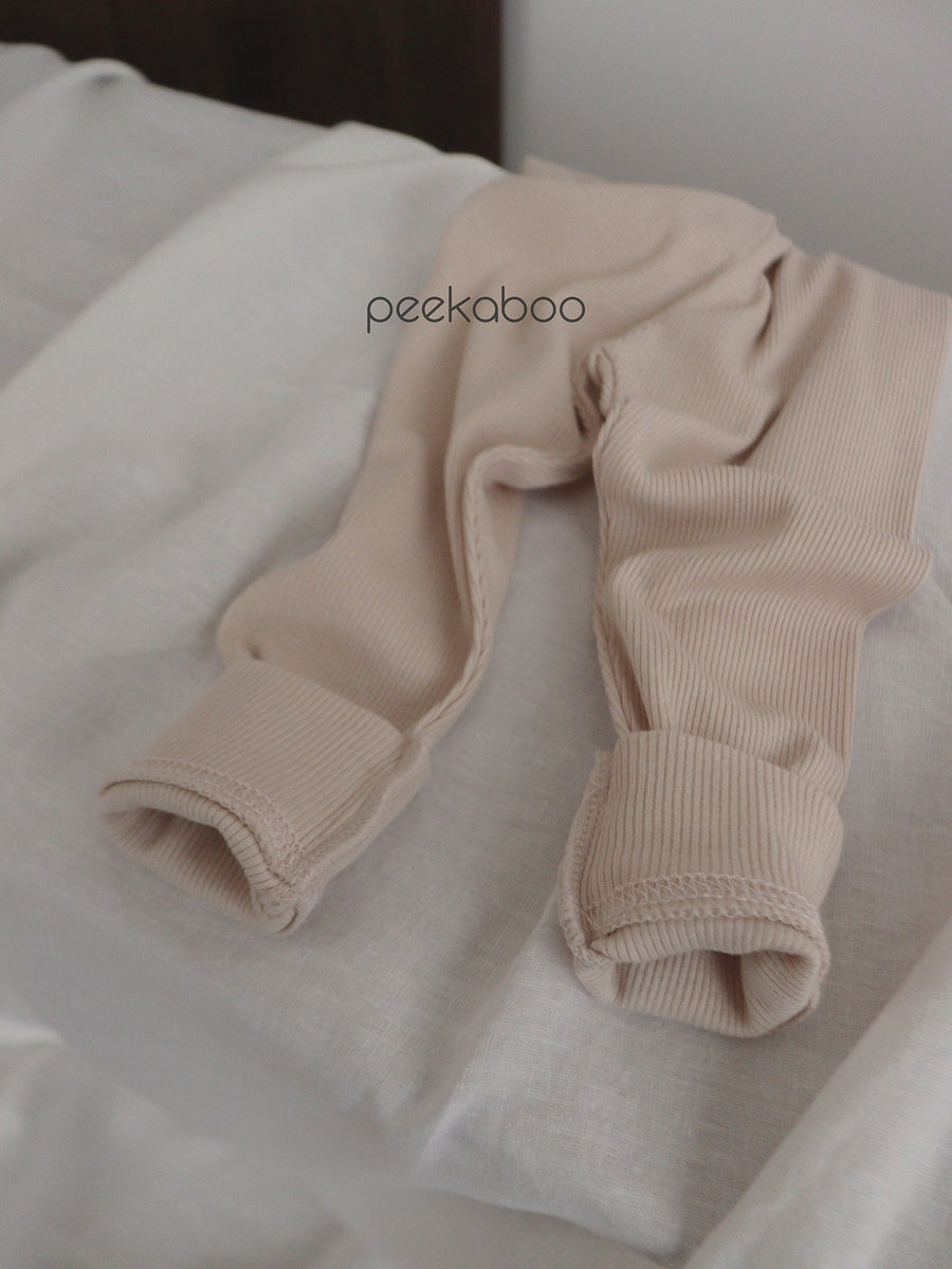 NEW【peekaboo】 Ribbed set