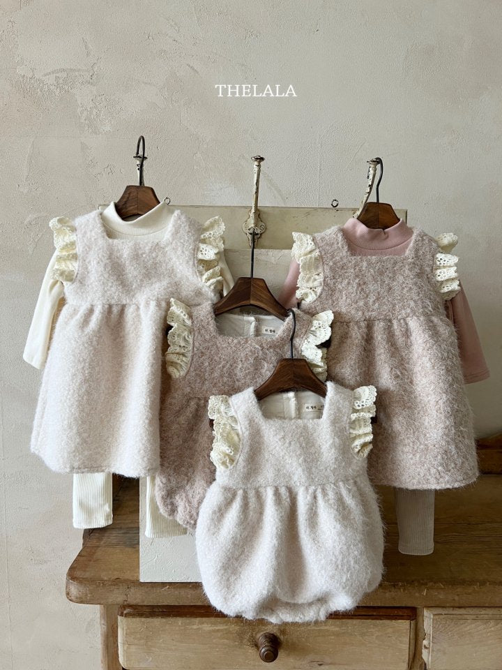 【thelala】 Buckle Suit
