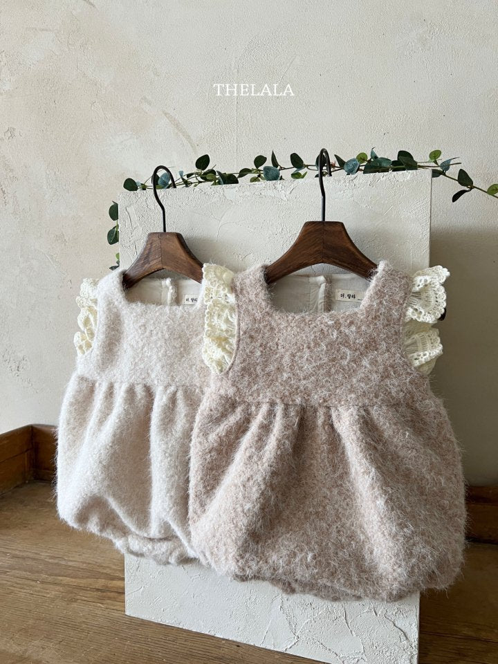 【thelala】 Buckle Suit